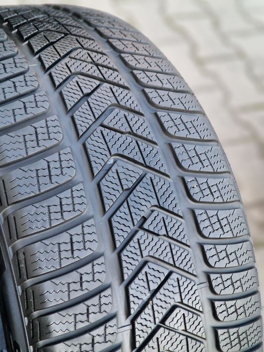 315 30 21 Pirelli