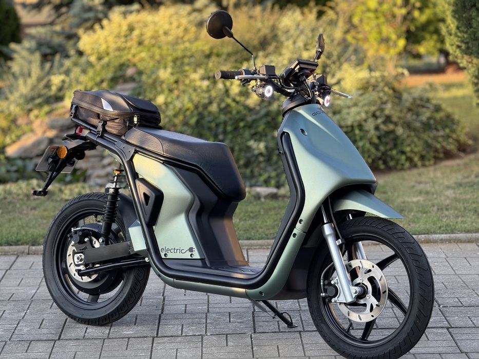 Scuter Electric Govecs Flex (Bicicleta electrica) NOU (nu trotineta)