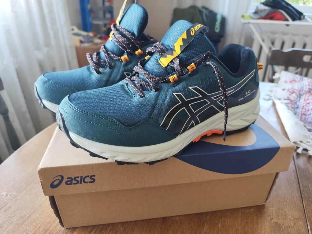 Маратонки ASICS gel-venture 10