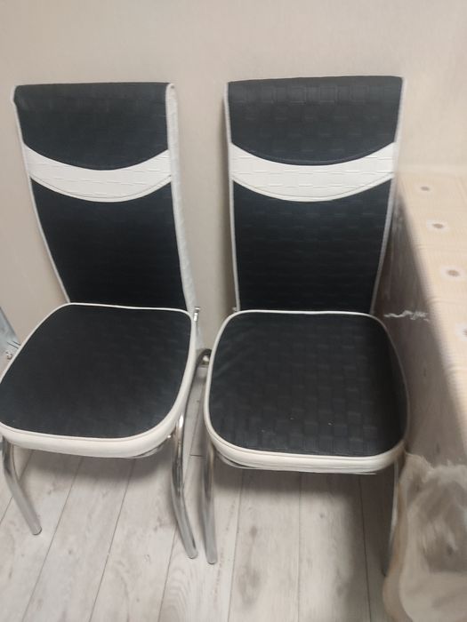 Продам новые 6 стула , производитель Турция,