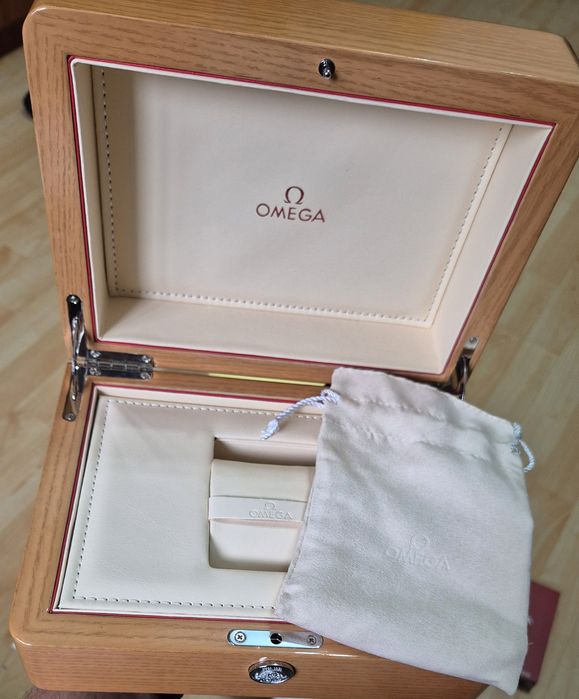 Cutie ceas Omega Premium cu toate acte + punga