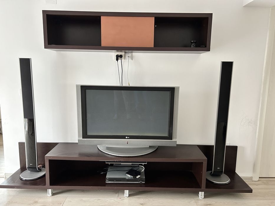 Mobila living maro