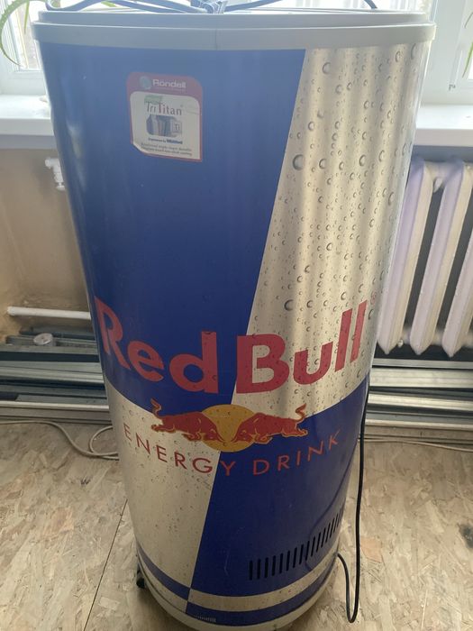 Холодильник Red Bull