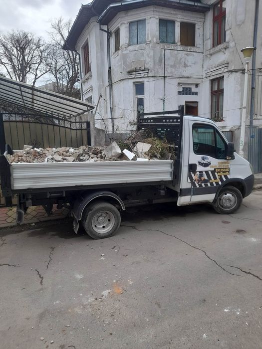 Evacuare și debarasare mobilier deseuri, curte subsoluri  etc.