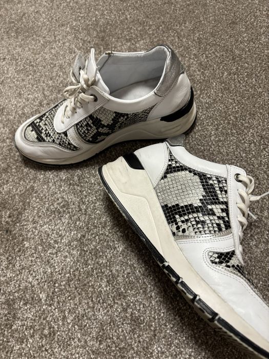 Дамски маратонки