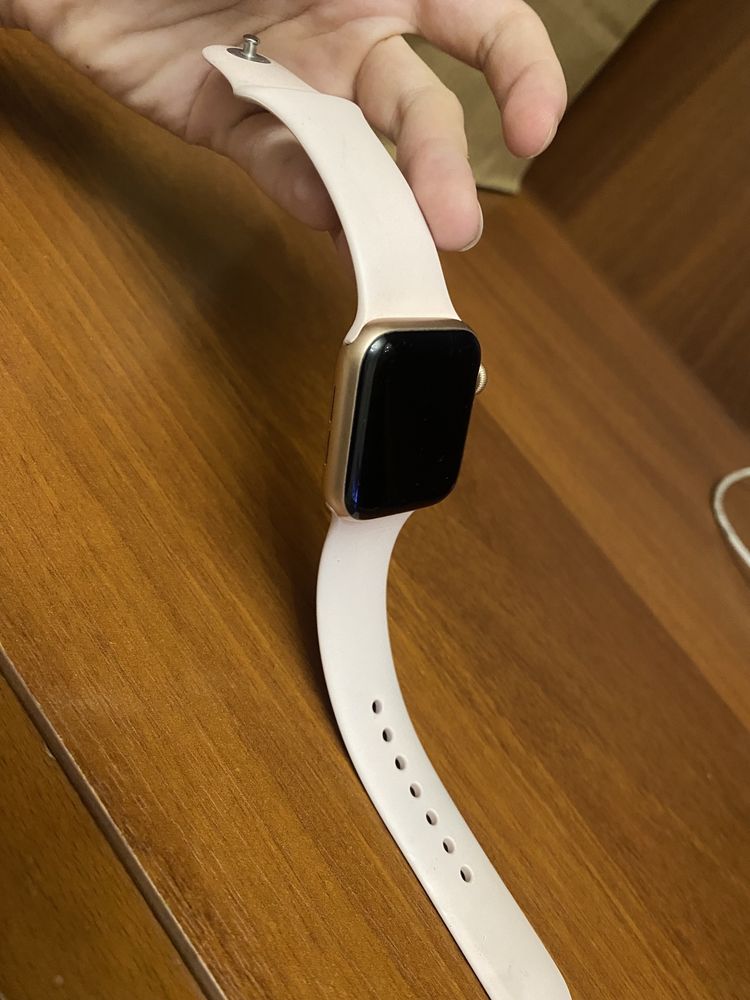 Apple Watch 5 series 40 мм