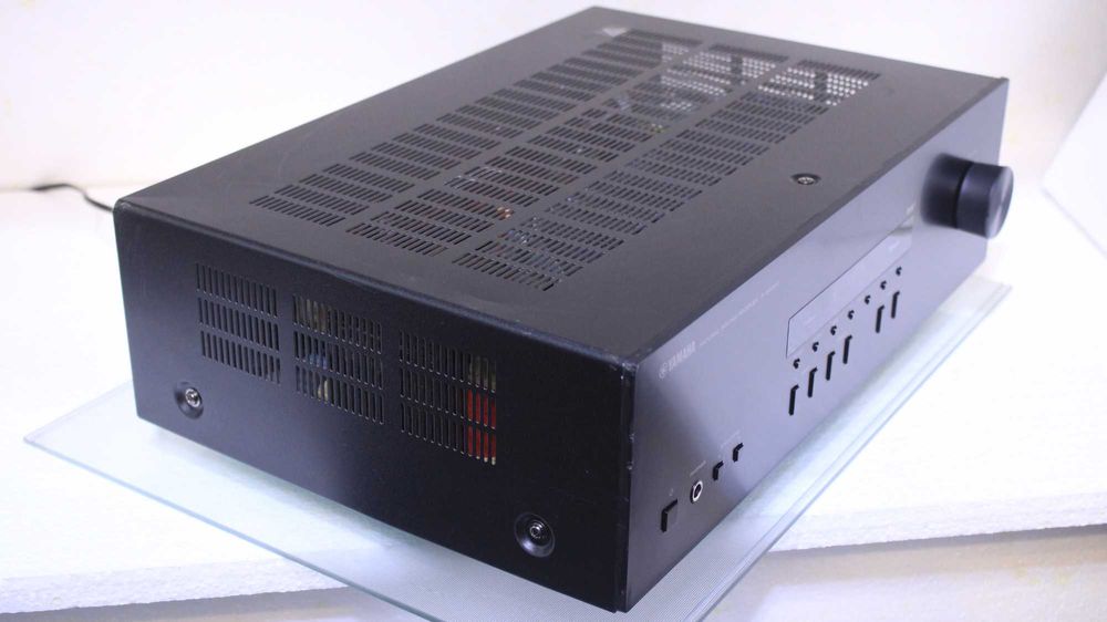 Statie Yamaha 2x100W Bluetooth.