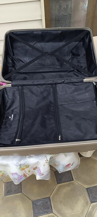 Продам или обменяю на средний чемодан