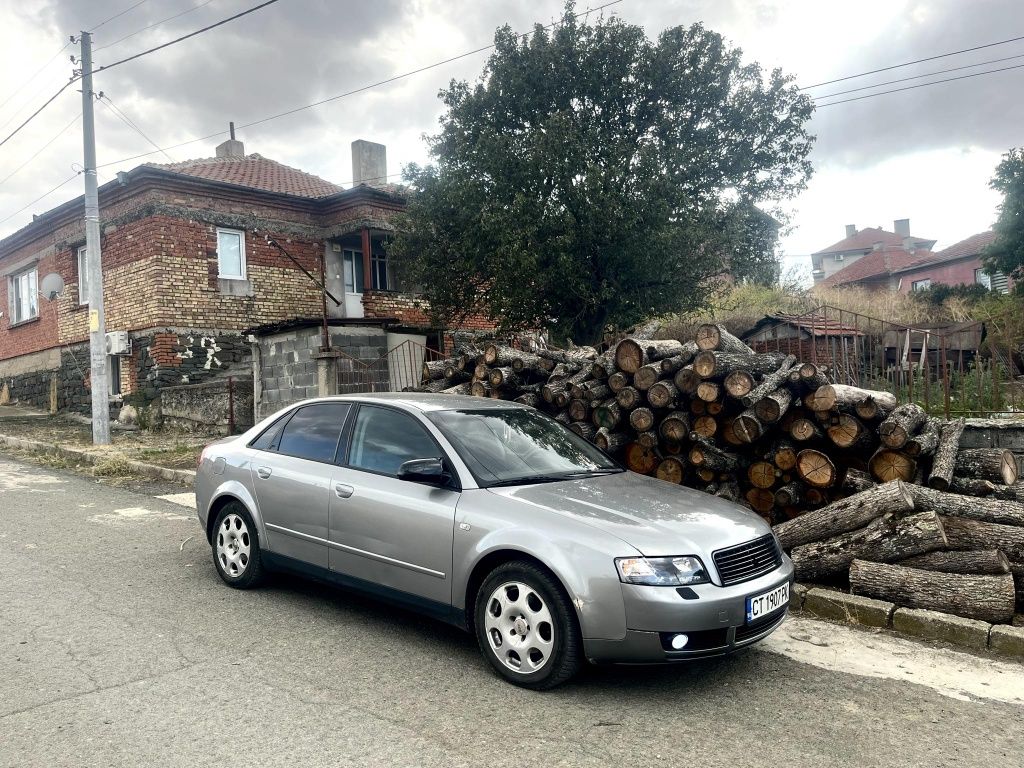 Audi A4 b6 във   много добро състояние