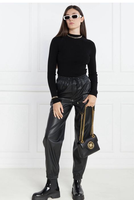 BOSS noi cu etichetă de la 900 RON la 350 ron