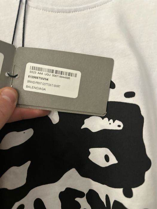 Tricou Balenciaga