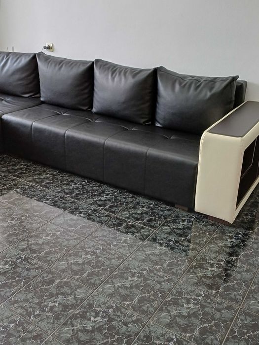 Отварящ си ъглов диван