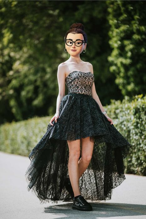 Бална (абитуриентска) рокля