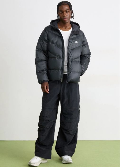 зимно яке windrunner