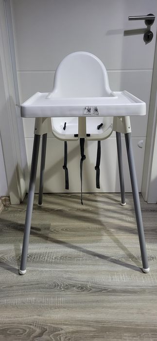 Vand scaun de masa inalt Ikea pentru bebelusi cu tava