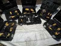 Set uri DeWalt cu cutie profesioanala