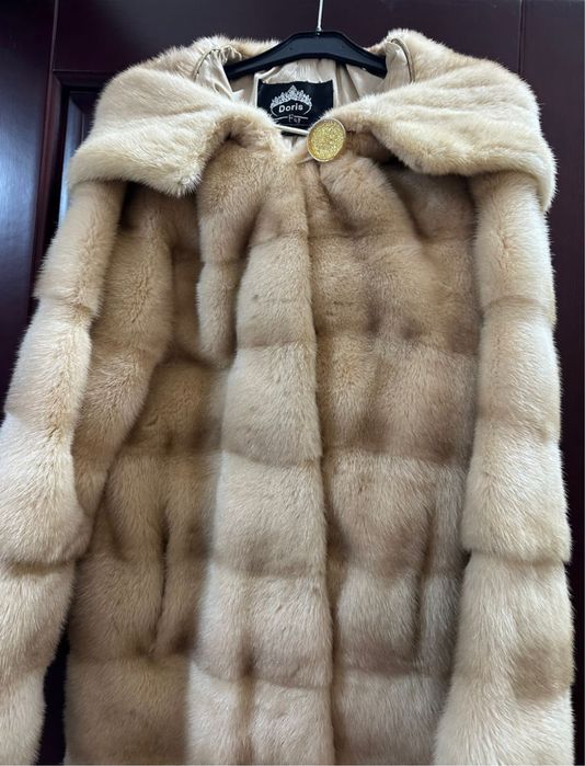 Продам шубу норковую