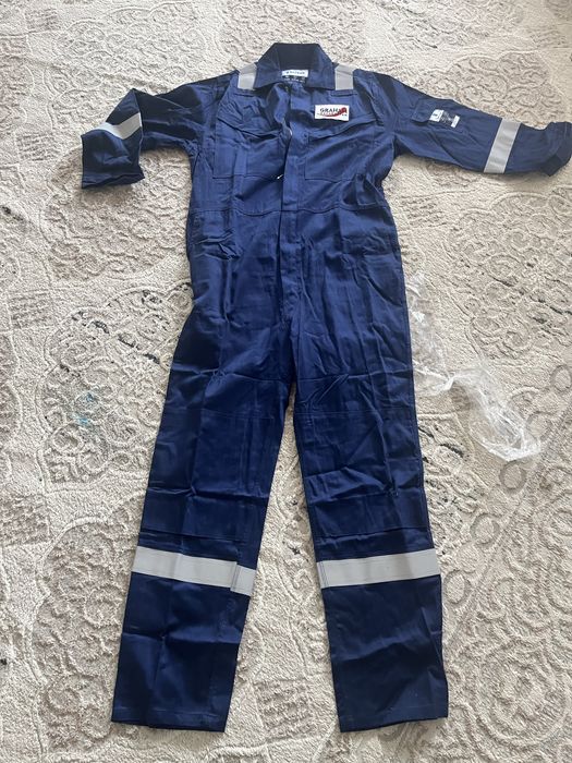 Продаю спецовку размер 48/50