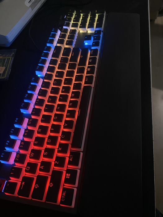 LOT мишки и клавиатури Steelseries Apex 5 / Aerox 3 / G915 TKL / G502