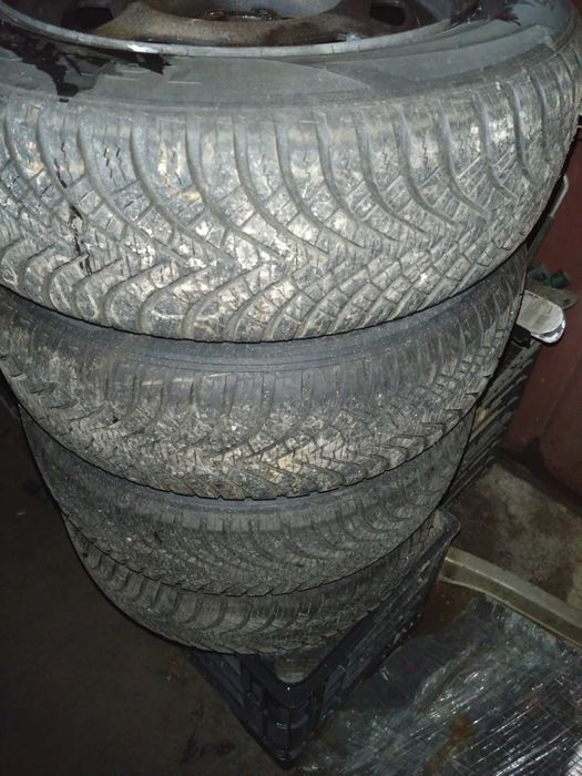 Гуми всесезонни 175/65R14