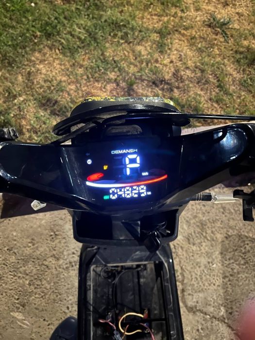 Aybi bor orqa mator almashtrsh kere 800 min rashoti bor qolgan hamma y