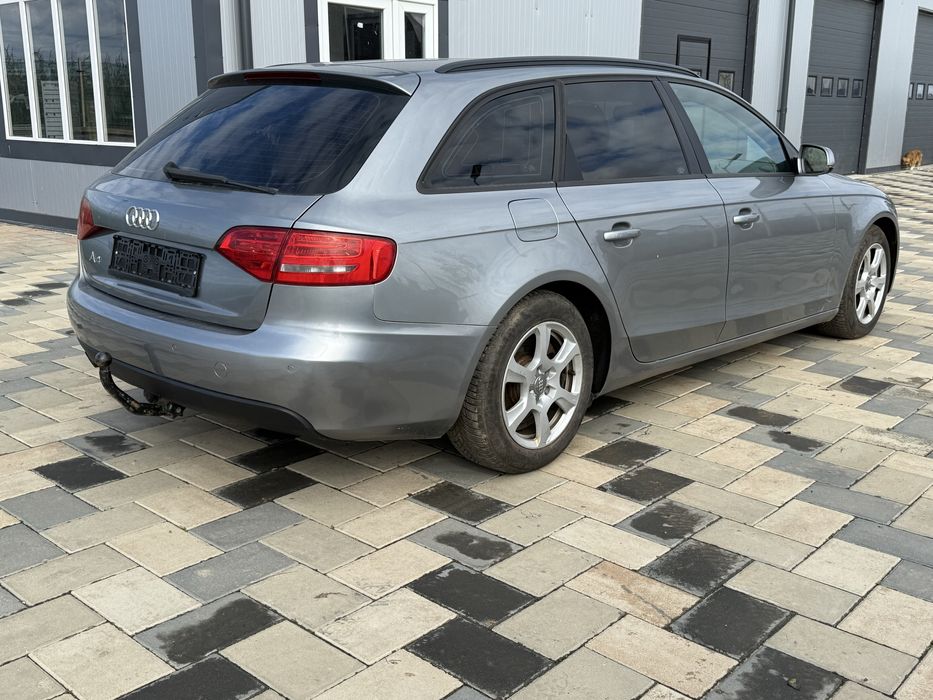 Vănd audi a4 b8 euro5 2010!!