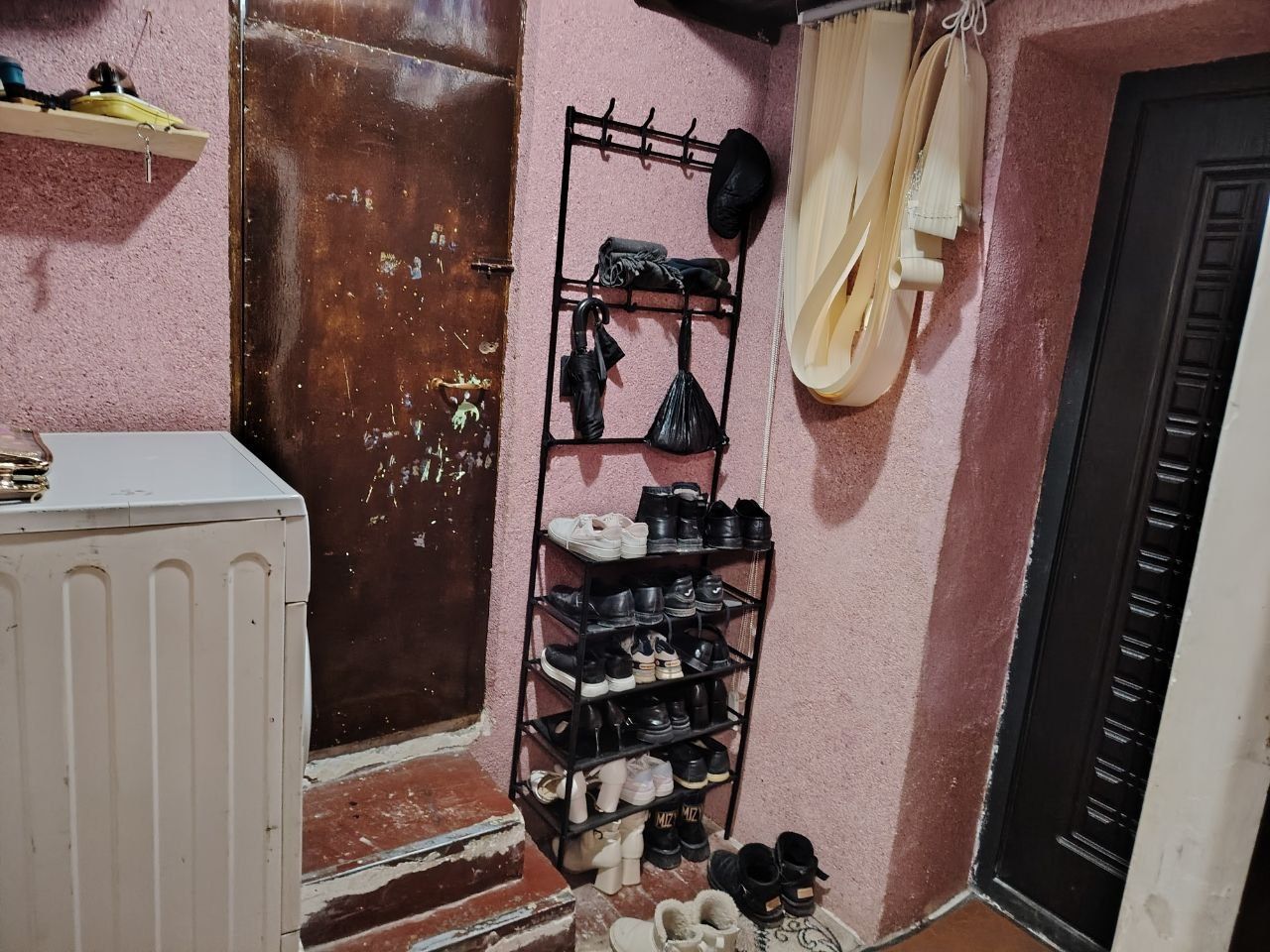 Срочно продам 2 х комнатеый квартира