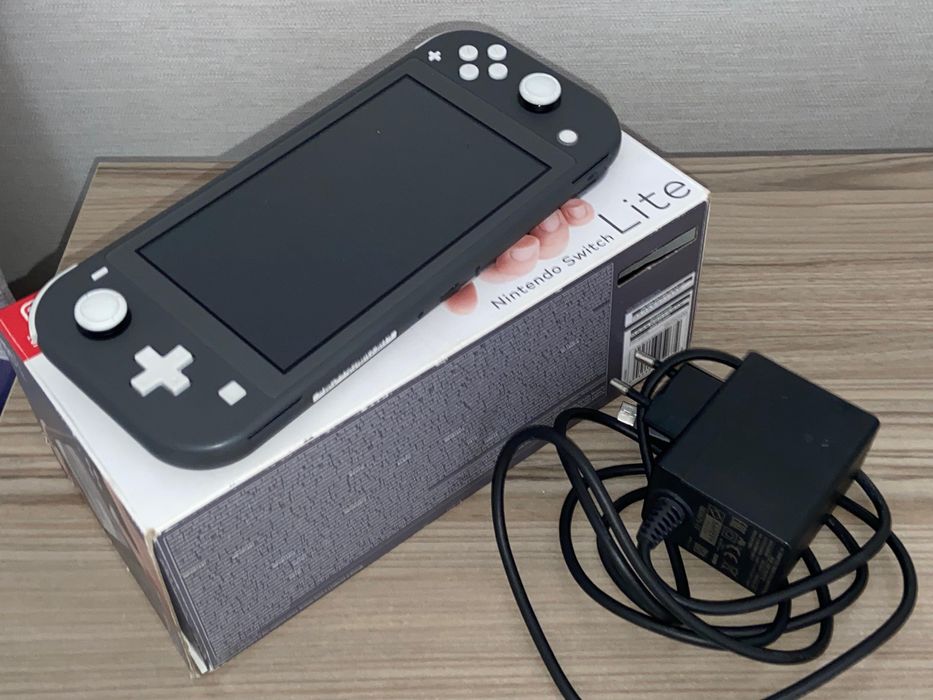 [Nintendo Switch] почти новая