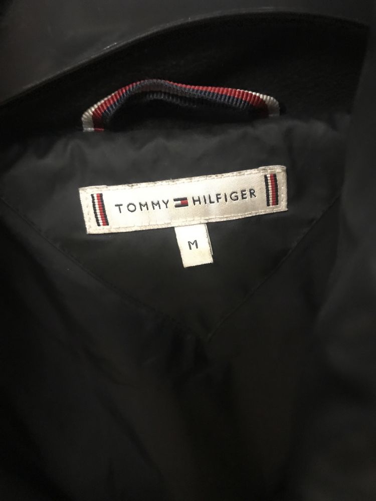 Яка Tommy Hilfiger