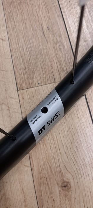 Set de roti DT Swiss GR1800 gravel noi 28”