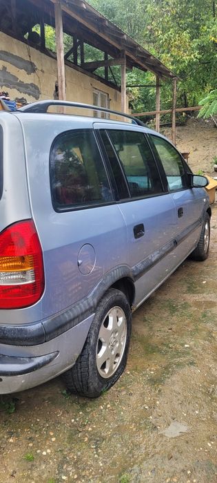 Opel zafira 1.8 benzina și gpl