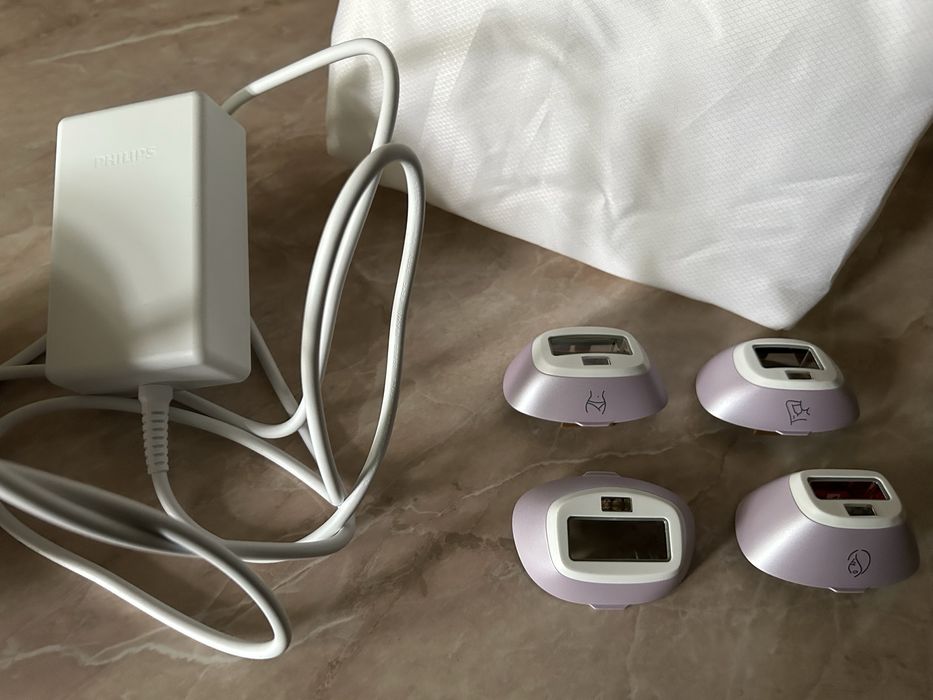 Epilator IPL Lumea Seria 8000 Sense IQ, NOU, Vand urgent