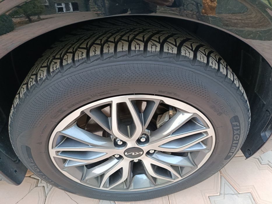 Kia K-5 2023! Prestige Light 4-poz. Rangi Qora. Krugovoy Tonirovka.