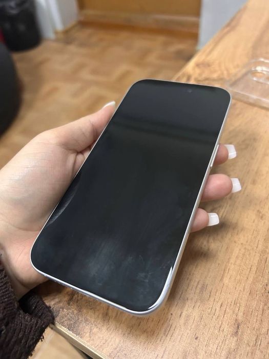 iPhone 16 128 гб 98% АКБ