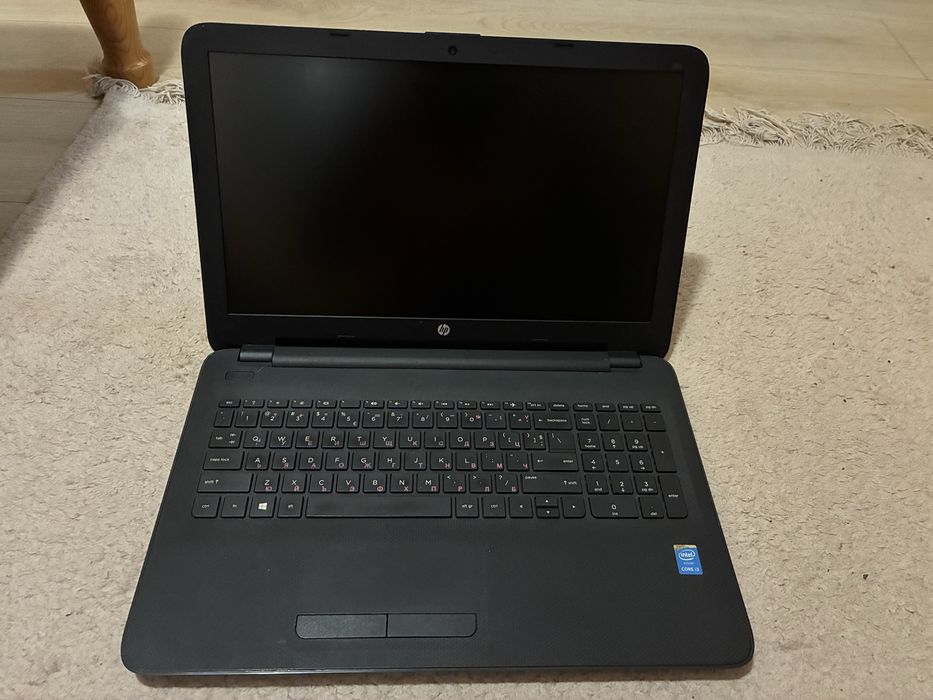 Продавам компютър HP