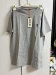 Tricou Polo gri  .