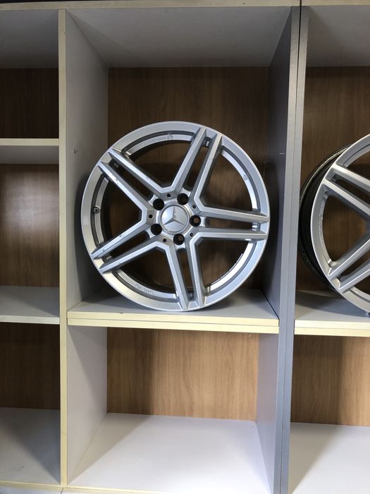 Jante aliaj Mercedes R 18