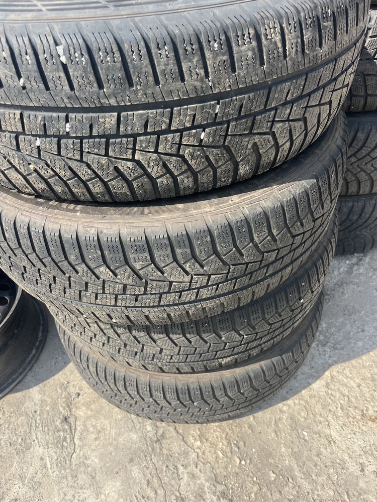 Гуми 215 65 17 Hankook