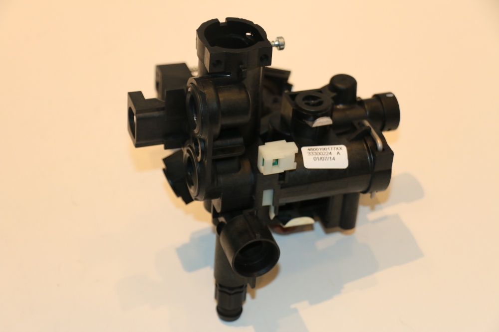 Grup hidraulic retur centrala termica Ariston Clas Bis BS Matis, Cares