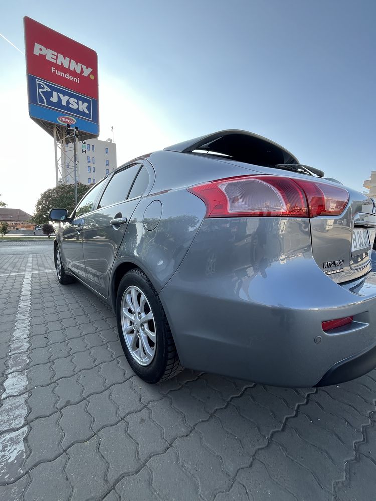 Mitsubishi Lancer Sportback 1.8 Diesel 150 CP