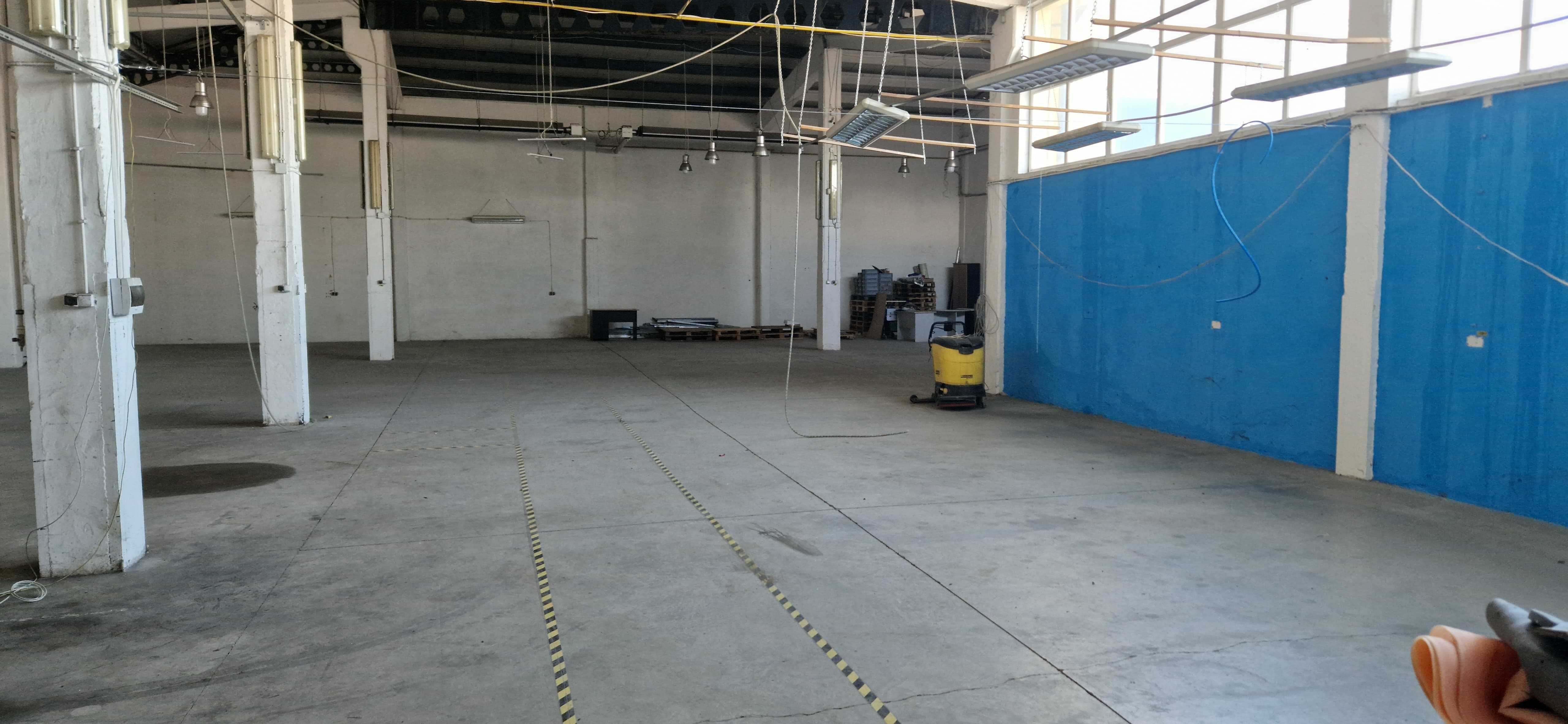 Inchiriez hala 600m² in zona industriala Vest Sibiu, str. Turda