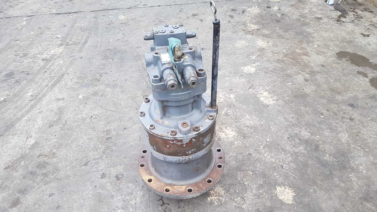 Reductor rotire hidromotor rotire Fiat Kobelco E215 , M5X130CHB-10A