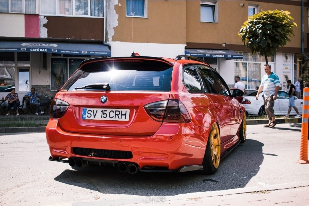 Vând Bmw e91 320d 300hp