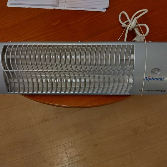Кварцова печка Diplomat 1200W