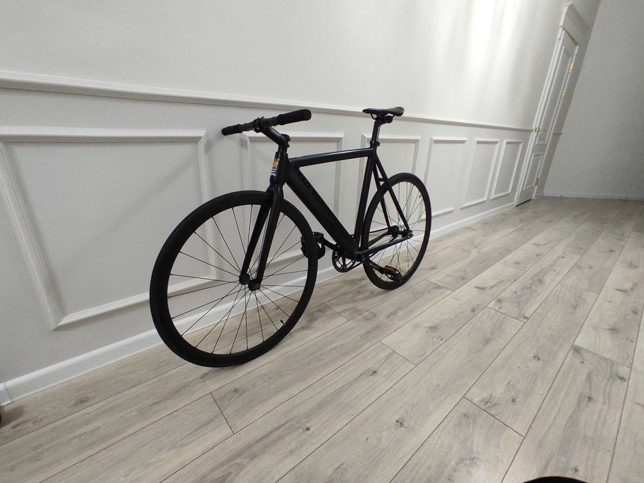 Велосипед фикс Star track x Colossi low pro