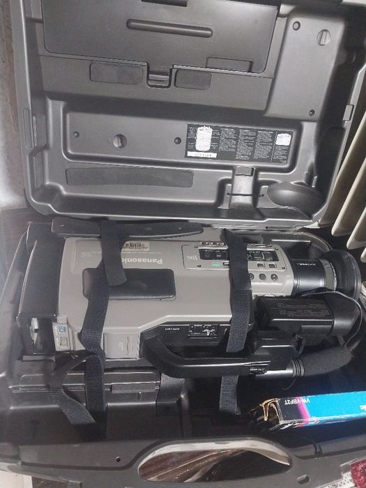 Видеокамера? PANASONIC