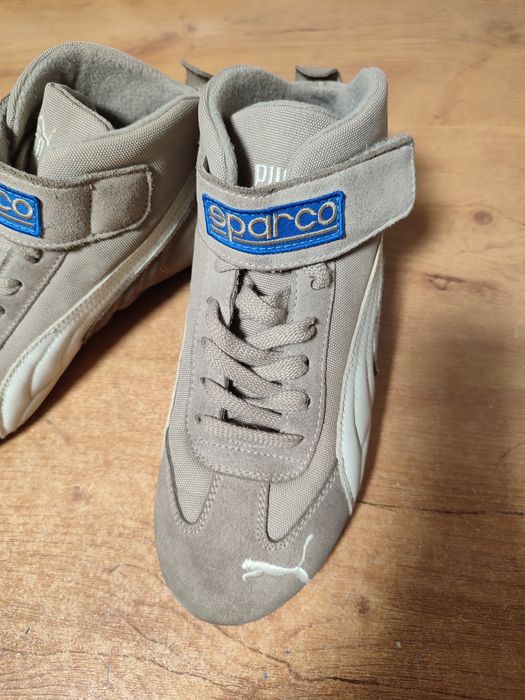 Кроссовки  39-40 размер