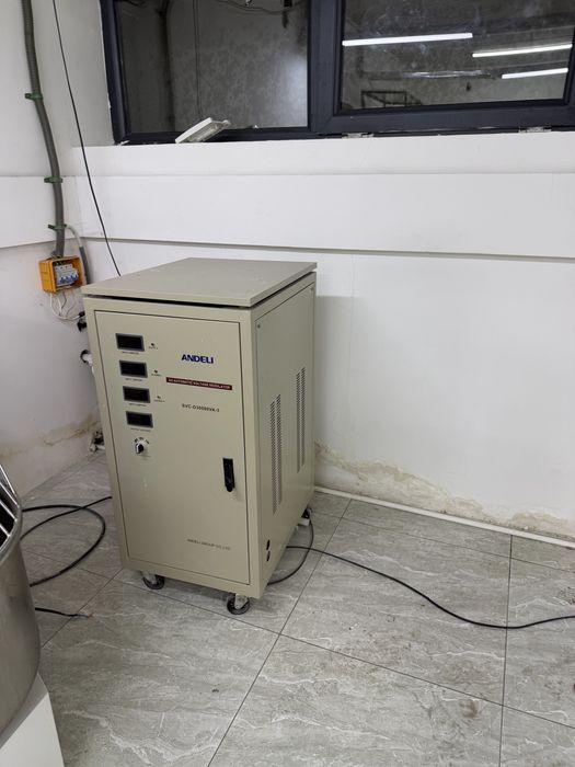 Стабилизатор 30.000 V 3faza