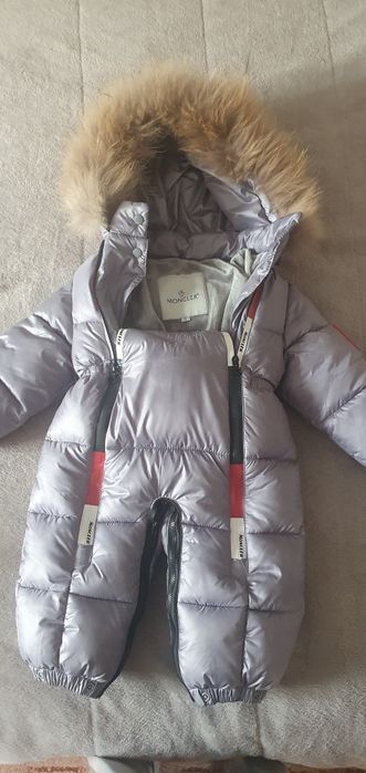 комбинезон зимний можно для мальчика и для девочки.состояние хорошее