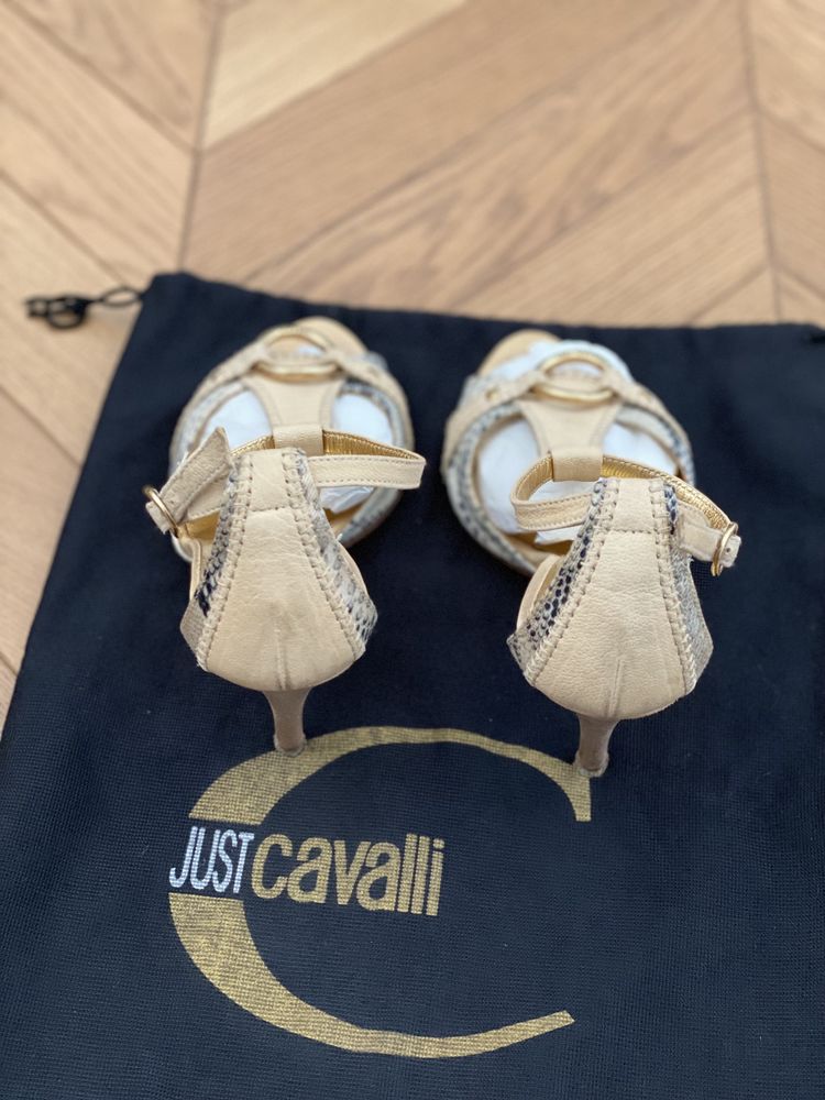 Just Cavalli кожаные босоножки, оригинал!